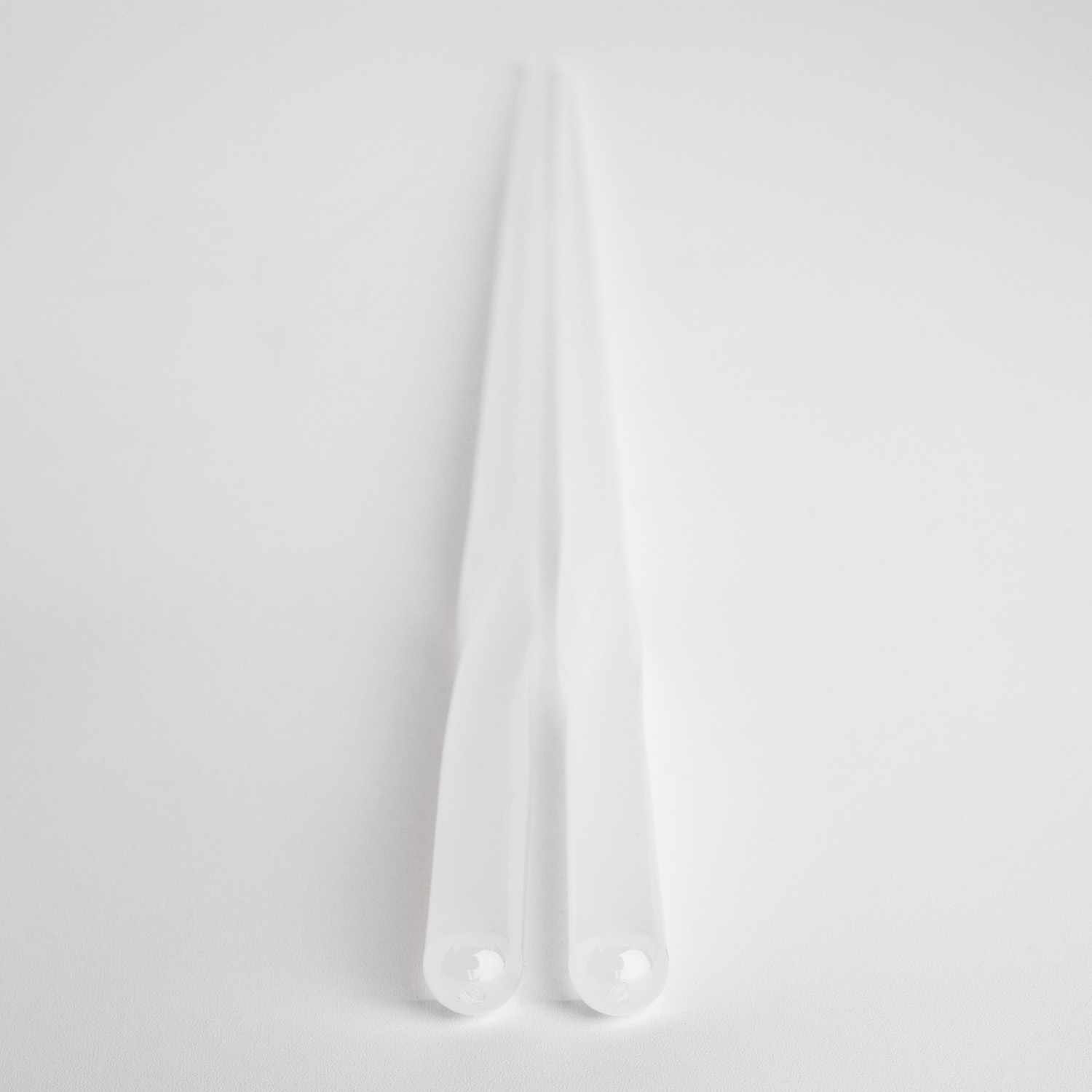 Image of Acrylic Twist Frosted Chopsticks 9" (20 Pairs) 3