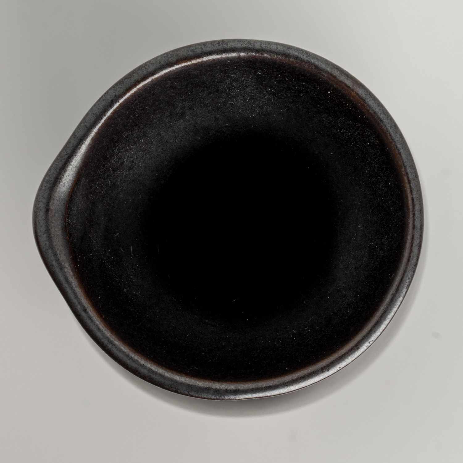 Image of Tessa Black Sake Bottle 4 oz 2