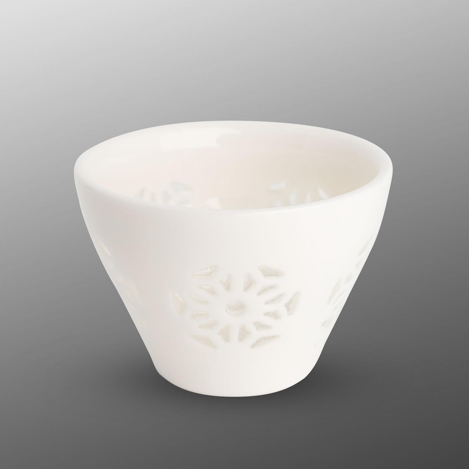 Image of Hotaru White Flower Sake Cup 1