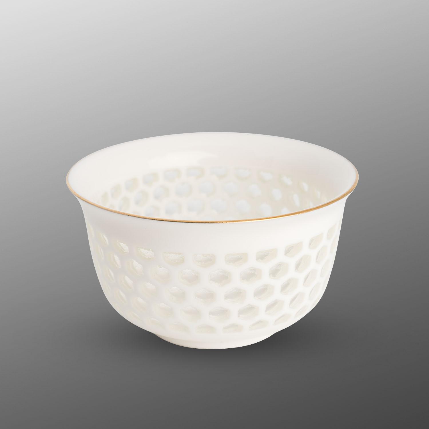 Image of Hotaru White Gold Trim Sake Cup 1