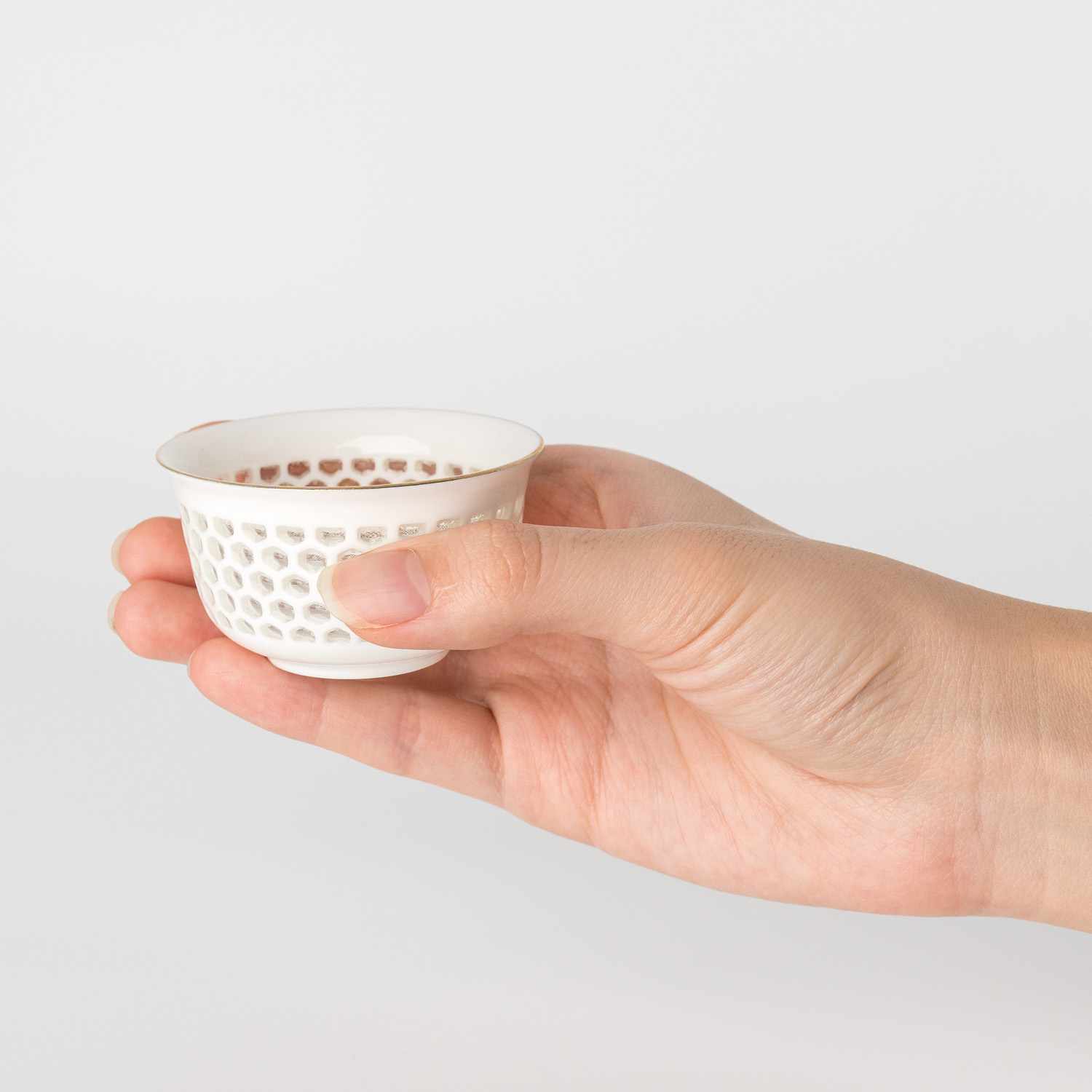 Hotaru White Gold Trim Sake Cup hover-image